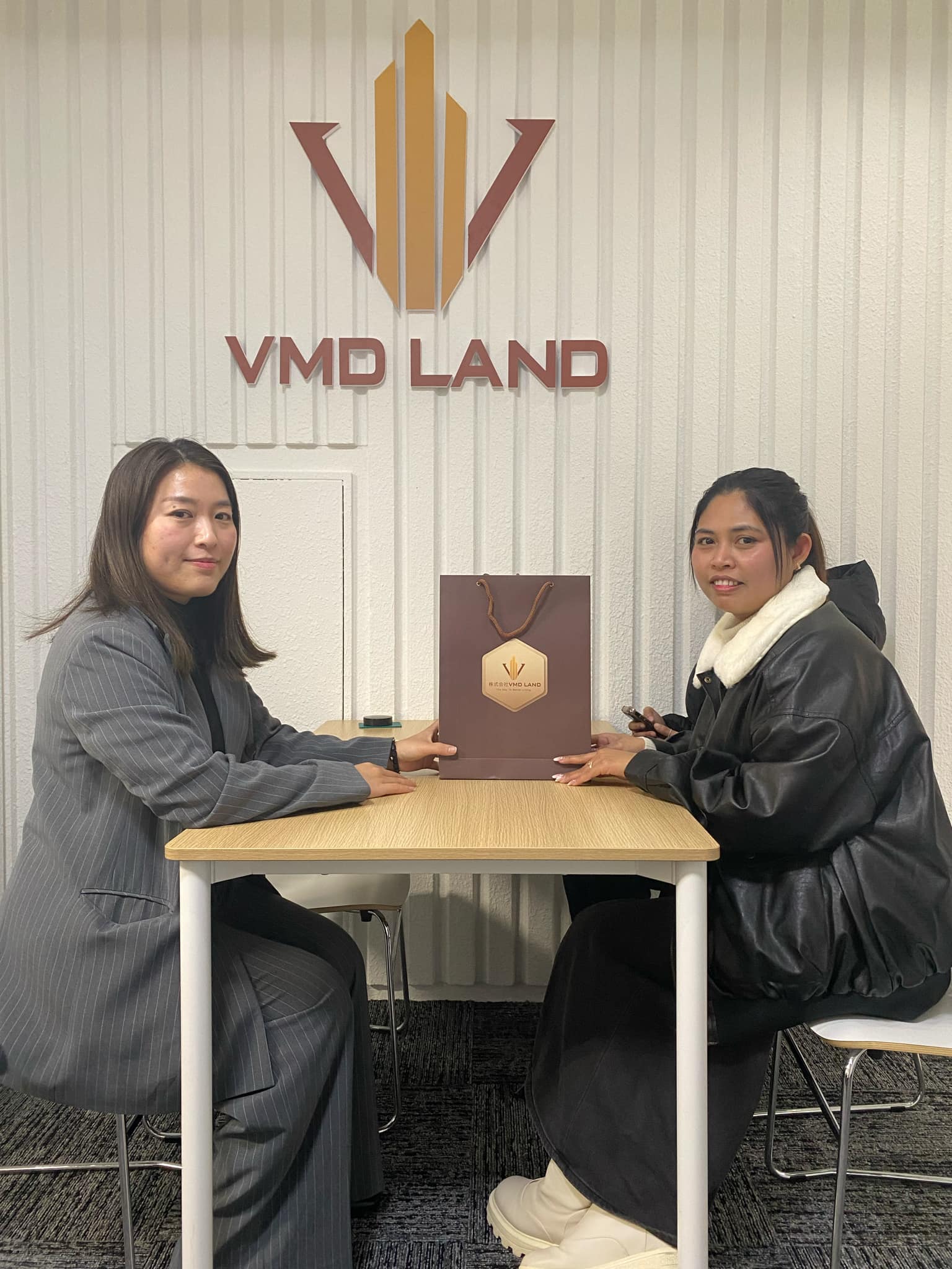 b4f545b7-680c-43fa-aa30-7b6e893d177a